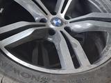 Диски на бмв с резиной за 600 000 тг. в Алматы – фото 2