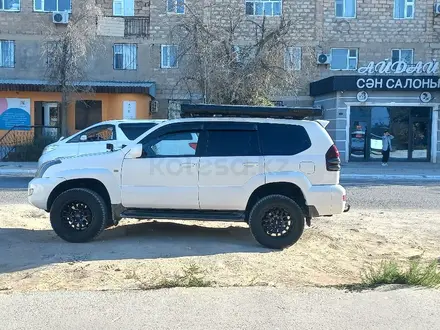 Toyota Land Cruiser Prado 2004 года за 13 000 500 тг. в Жанаозен