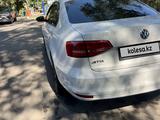 Volkswagen Jetta 2015 года за 4 800 000 тг. в Алматы – фото 4