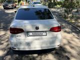 Volkswagen Jetta 2015 года за 4 800 000 тг. в Алматы – фото 3