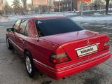 Mercedes-Benz E 200 1995 годаүшін2 200 000 тг. в Алматы – фото 2