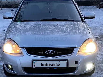 ВАЗ (Lada) Priora 2170 2014 года за 2 600 000 тг. в Караганда – фото 2