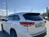 Toyota Highlander 2017 годаүшін18 700 000 тг. в Усть-Каменогорск – фото 4