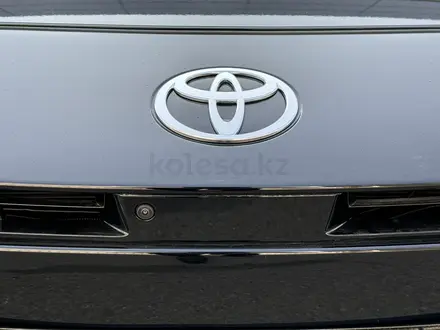 Toyota Camry 2024 года за 22 790 000 тг. в Алматы – фото 5