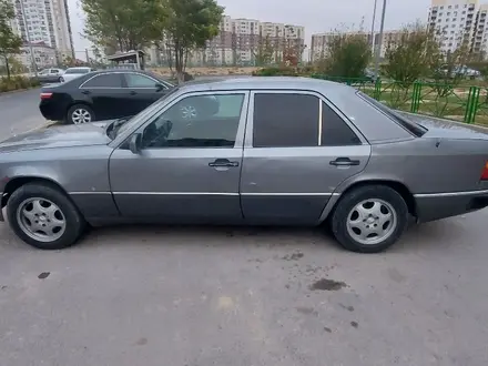 Mercedes-Benz E 200 1993 года за 1 400 000 тг. в Шымкент – фото 3