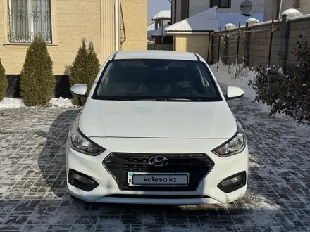 Hyundai Accent 2019 года за 7 100 000 тг. в Алматы – фото 2