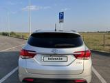Hyundai i40 2013 года за 7 400 000 тг. в Актобе – фото 5
