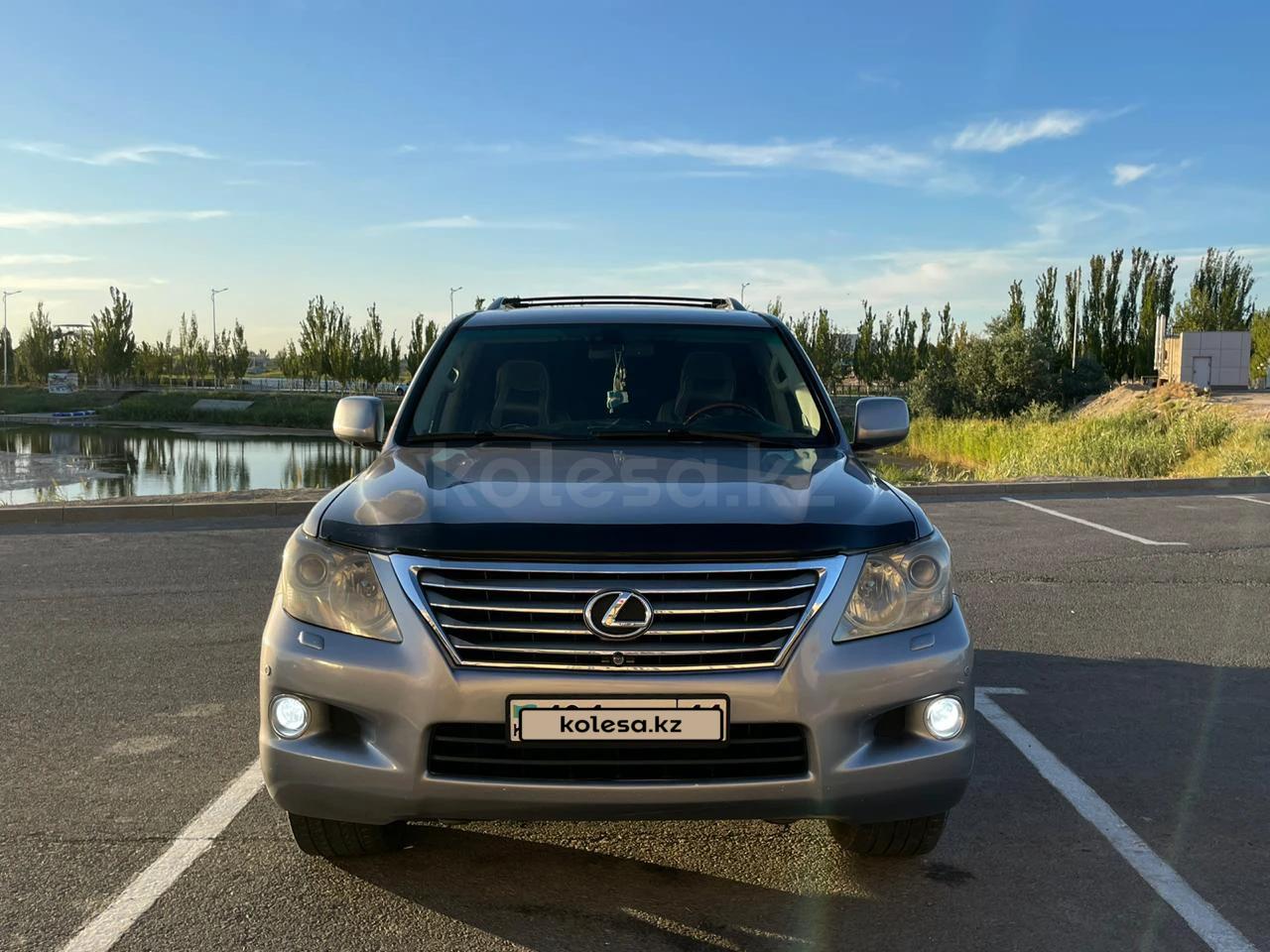 Lexus LX 570 2008 г.