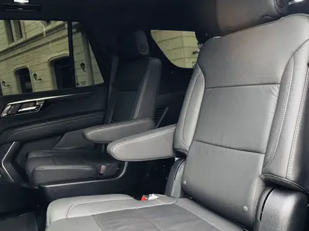 Chevrolet Tahoe 2025 года за 42 500 000 тг. в Алматы – фото 13