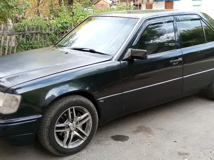 Mercedes-Benz E 280 1993 года за 1 700 000 тг. в Талдыкорган – фото 3