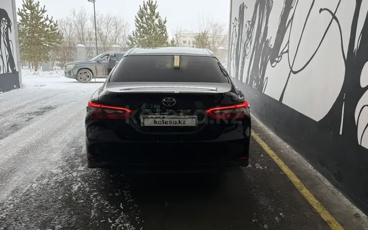 Toyota Camry 2023 годаүшін18 000 000 тг. в Актау