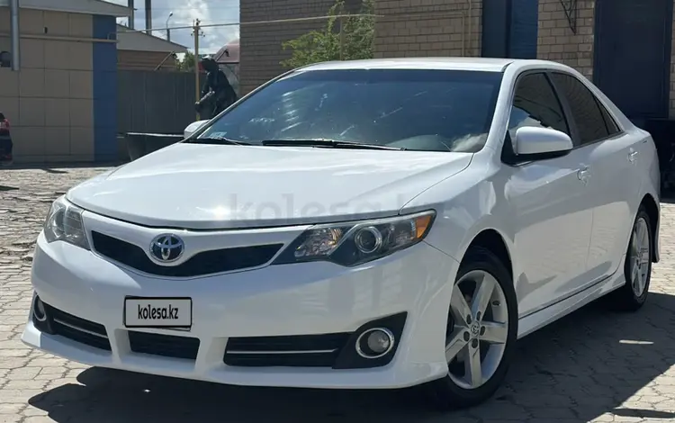 Toyota Camry 2013 года за 6 300 000 тг. в Актобе