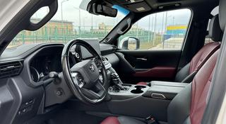 Toyota Land Cruiser 2021 года за 45 000 000 тг. в Уральск