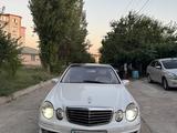 Mercedes-Benz E 320 2003 года за 5 000 000 тг. в Шымкент – фото 2