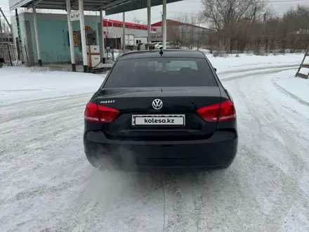 Volkswagen Passat 2013 года за 3 500 000 тг. в Уральск – фото 6