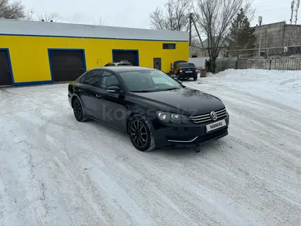 Volkswagen Passat 2013 года за 3 500 000 тг. в Уральск – фото 8