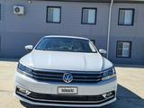 Volkswagen Passat 2016 годаүшін6 000 000 тг. в Атырау