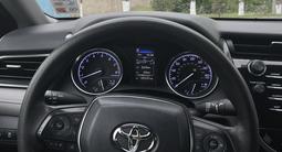 Toyota Camry 2019 года за 7 500 000 тг. в Шымкент – фото 4