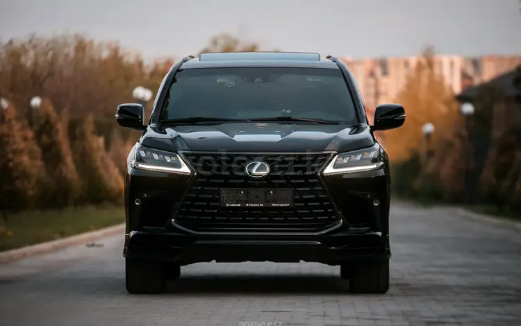 Lexus LX 570 2021 года за 75 000 000 тг. в Алматы