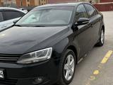 Volkswagen Jetta 2014 года за 3 500 000 тг. в Актобе – фото 3