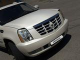 Cadillac Escalade 2008 года за 9 500 000 тг. в Алматы – фото 3