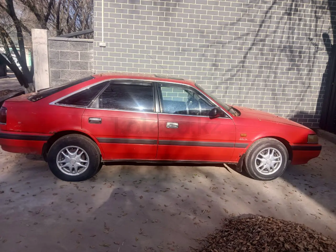 Mazda 626, 1989