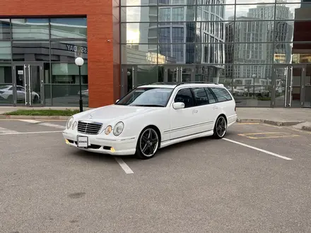 Mercedes-Benz E 55 AMG 2001 года за 12 000 000 тг. в Астана – фото 24