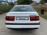 Volkswagen Passat 1994 годаүшін1 750 000 тг. в Актобе – фото 4
