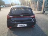 Hyundai i20 2023 годаүшін8 250 000 тг. в Атырау – фото 2