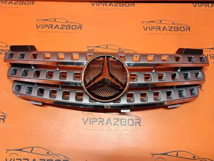 Решетка центральная радиатора Mercedes-Benz w164 ML за 50 000 тг. в Астана – фото 7