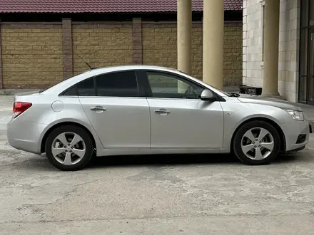 Chevrolet Cruze 2012 года за 4 300 000 тг. в Астана – фото 2