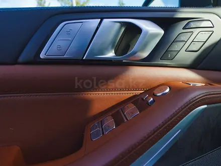 BMW X7 2021 года за 52 000 000 тг. в Астана – фото 26