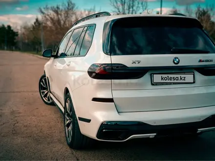 BMW X7 2021 года за 52 000 000 тг. в Астана