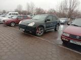 Porsche Cayenne 2005 года за 3 400 000 тг. в Караганда – фото 2