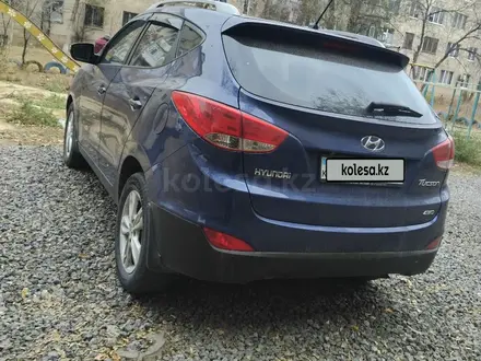 Hyundai Tucson 2011 года за 6 800 000 тг. в Актобе – фото 4