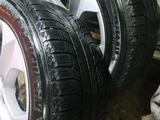 Зимние шины с дисками BMW 255/50 R19 за 480 000 тг. в Алматы – фото 2