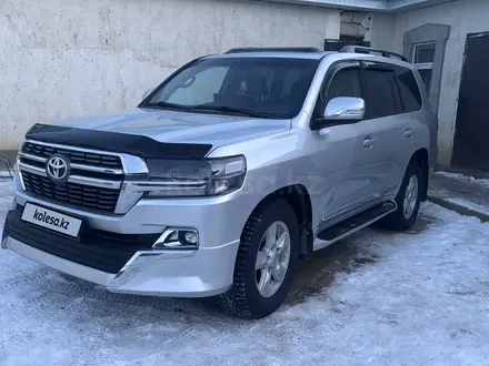 Toyota Land Cruiser 2011 года за 23 500 000 тг. в Актобе – фото 3