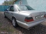 Mercedes-Benz E 280 1994 годаfor1 100 000 тг. в Туркестан – фото 3