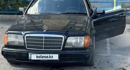 Mercedes-Benz E 320 1993 годаүшін2 000 000 тг. в Караганда – фото 4