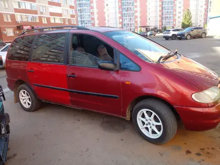 Volkswagen Sharan 1995 года за 1 550 000 тг. в Уральск – фото 8