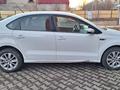 Volkswagen Polo 2016 года за 6 800 000 тг. в Атырау – фото 2