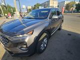 Hyundai Santa Fe 2019 года за 7 700 000 тг. в Актобе – фото 4