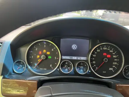 Volkswagen Touareg 2007 года за 5 500 000 тг. в Алматы – фото 12