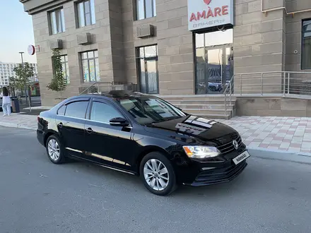 Volkswagen Jetta 2015 года за 6 150 000 тг. в Атырау – фото 2