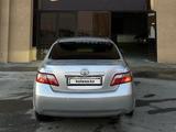 Toyota Camry 2010 годаүшін6 700 000 тг. в Туркестан – фото 2