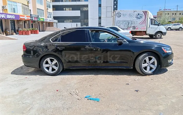 Volkswagen Passat 2014 года за 4 000 000 тг. в Атырау