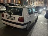 Volkswagen Golf 1994 годаүшін1 300 000 тг. в Караганда – фото 4