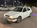 Volkswagen Golf 1994 года за 1 300 000 тг. в Караганда