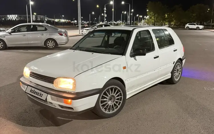 Volkswagen Golf 1994 года за 1 300 000 тг. в Караганда
