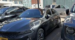 Kia K5 2022 года за 11 000 000 тг. в Астана – фото 2